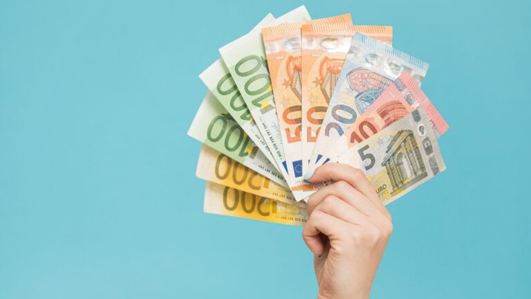 ganhar dinheiro com inteligência artificial